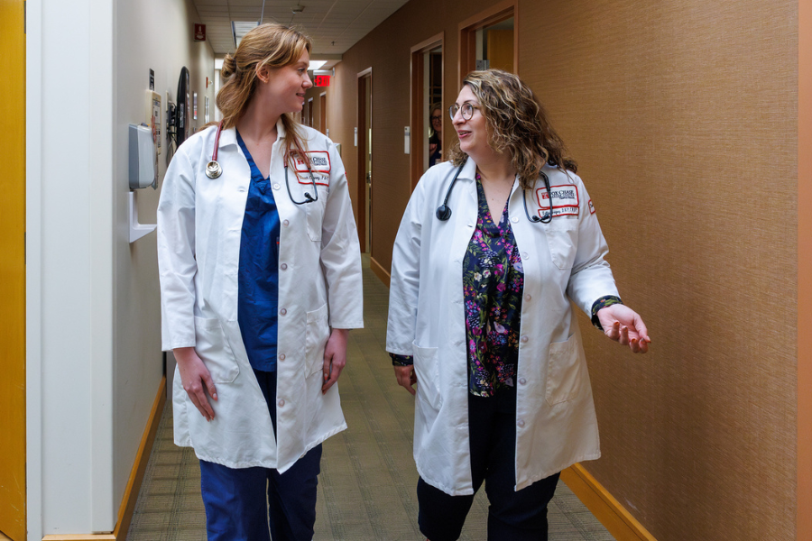 Nightingale Award finalist Kaitlyn Gregory (right) and a Fox Chase colleague.