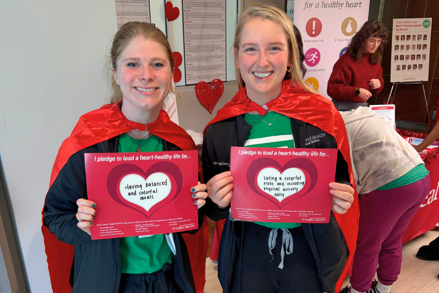 Temple employees, patients, and community members made pledges about their plans to live heart-healthy lives. 