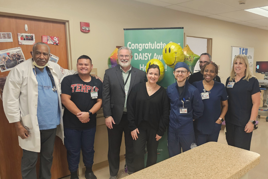 Q4 DAISY Award winner Shane Bradley, RN with colleagues and leadership.