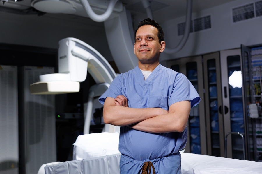Dr. Suyog Mokashi, Director of TUH’s Aortic Surgery Program and Assistant Professor of Surgery at the Lewis Katz School of Medicine.