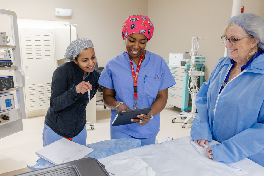 Dr. Beausang, Parr, and White come together for a discussion.