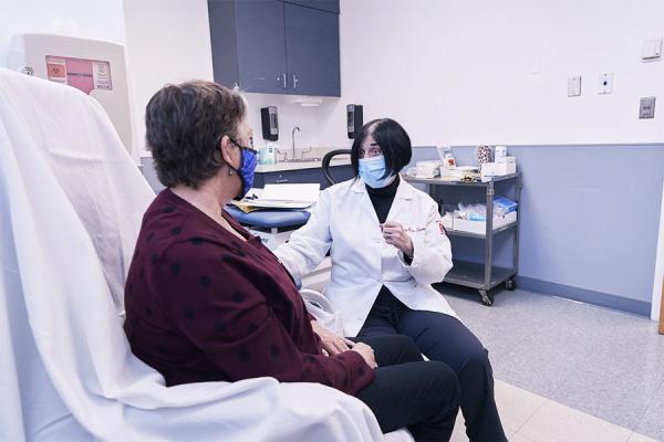 Dr. Terry Heiman-Patterson consulting about ALS