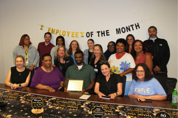 Frank Parker (center), TUH-Main Campus’ Service Excellence Employee of the Month.