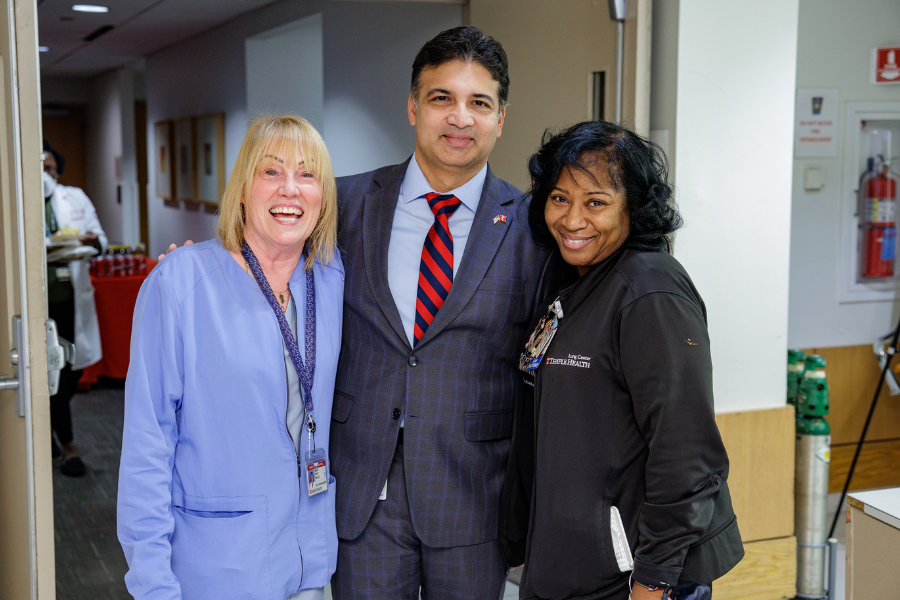 Temple Health teams celebrated achieving their national lung transplant milestone.